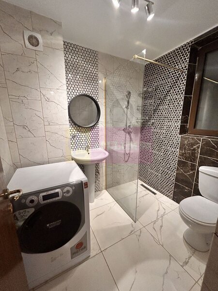 Apartament 3 camere in vila  Rond Piata Alba Iulia